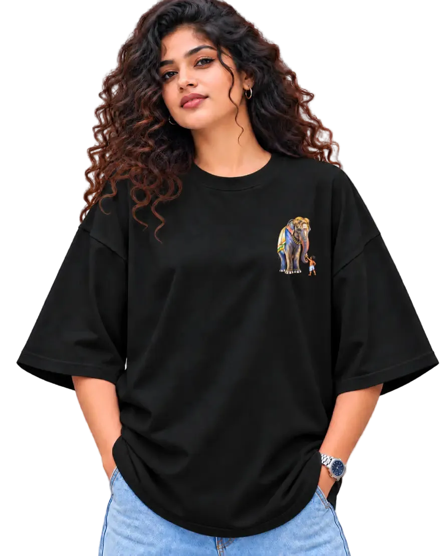 Aana & Kutty Women's Oversized Tee in Black – alternate view